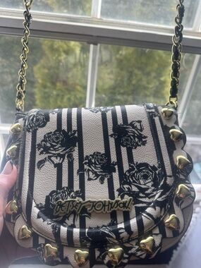 Betsey Johnson Black & White Rose Stripe Crossbody with Gold Hearts